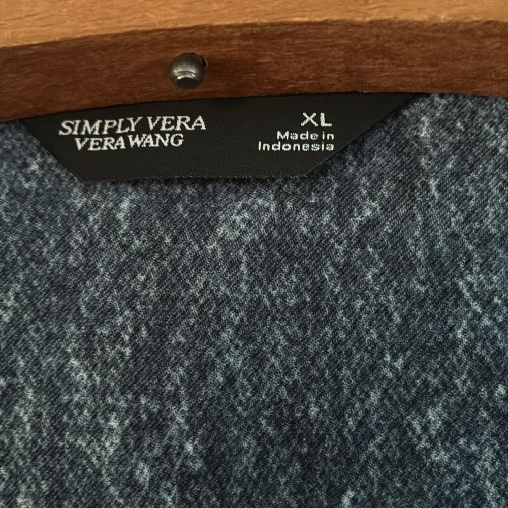 Simply Vera Vera Wang sz XL Cropped Romper Jumpsuit nwt Satiny Denim Look - Picture 8 of 12